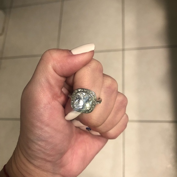 Beautiful Ring/ like David Y!….. - Picture 7 of 11